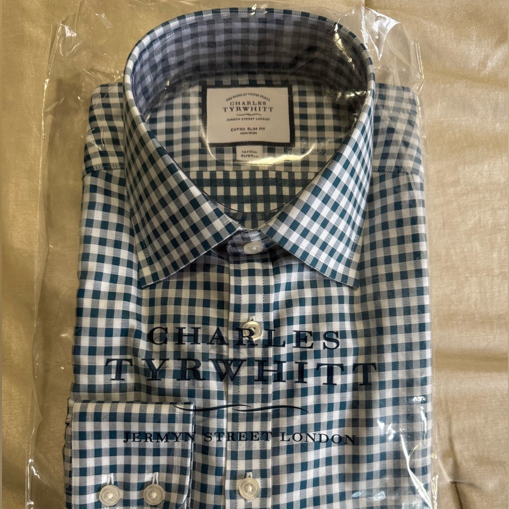 Men’s long sleeve dress shirt